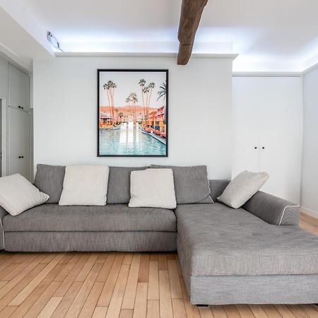 Room In Apartment - Cosy Place In The Hear Of Παρίσι Εξωτερικό φωτογραφία