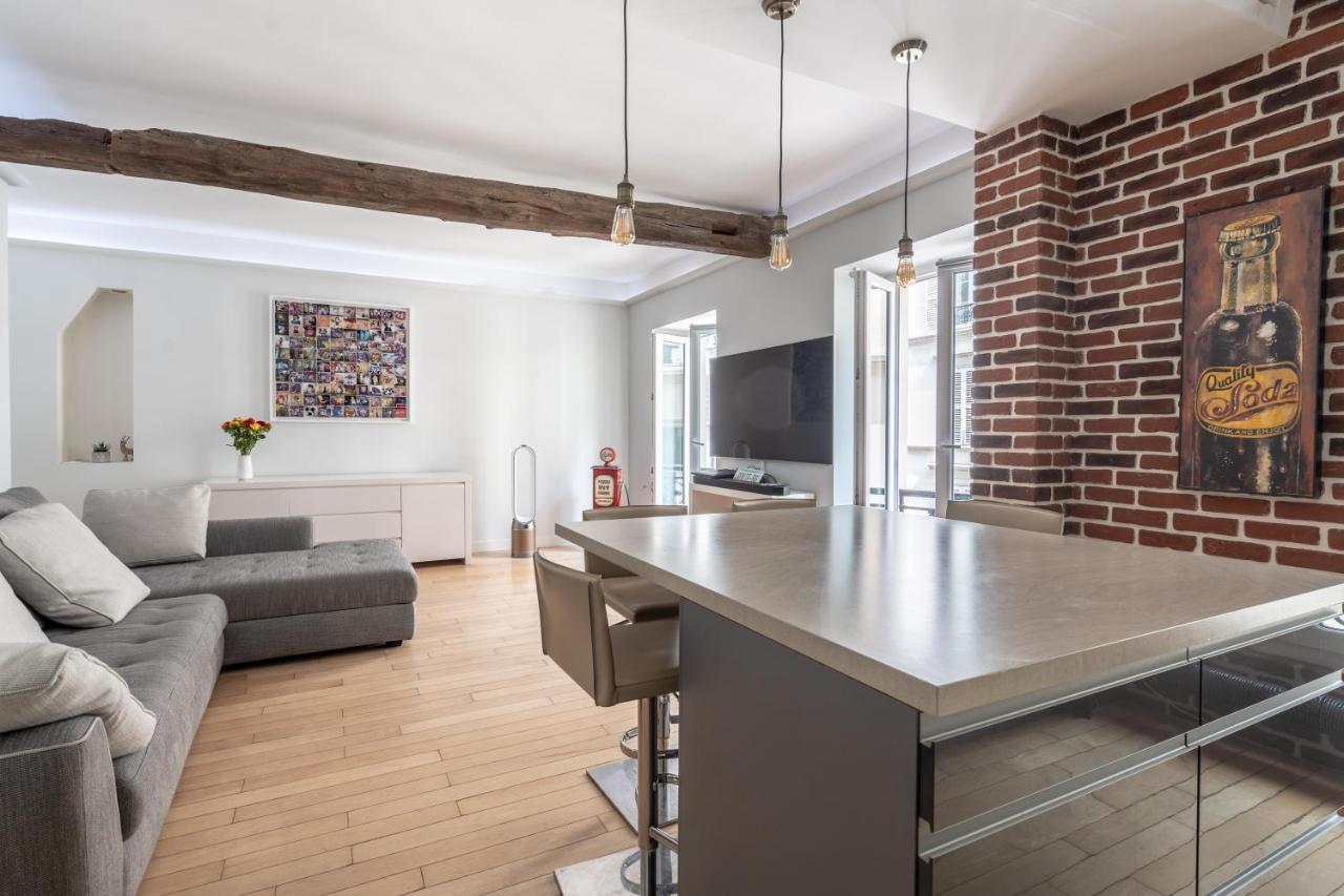 Room In Apartment - Cosy Place In The Hear Of Παρίσι Εξωτερικό φωτογραφία